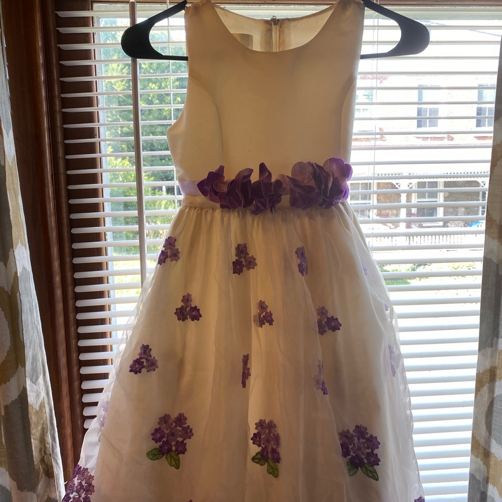 Girls size 8 formal dress